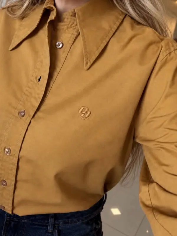 Camisa sarja caramelo — VC Collection