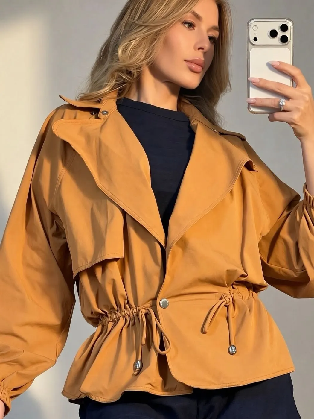 Jaqueta trench caramelo — VC Collection